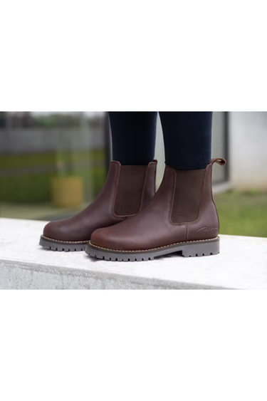 Dyon Chelsea Boots